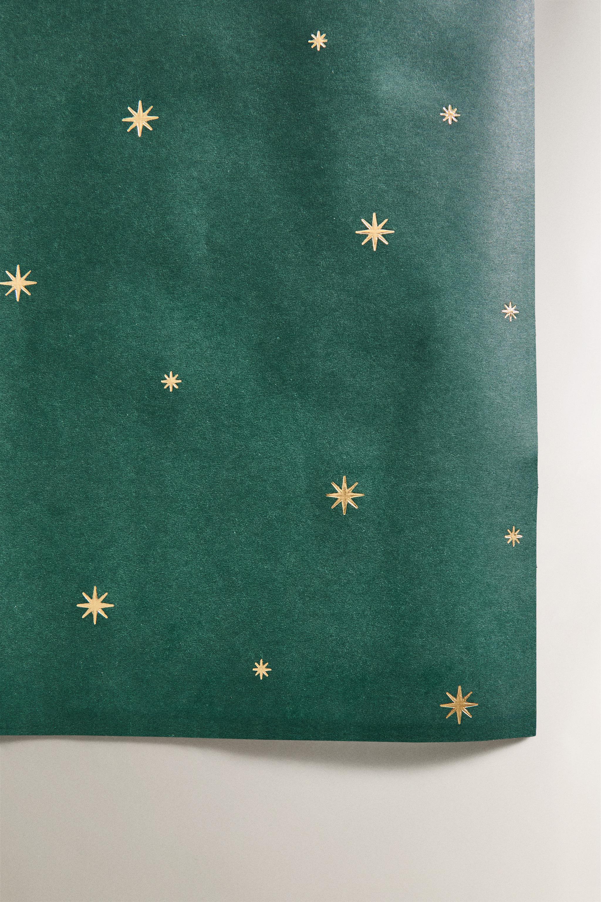 SET OF CHRISTMAS STAR GIFT WRAPPING PAPER AND RIBBON BOW